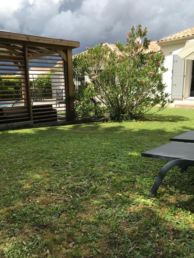 La Maison Des Eaux Claires Puymoyen Εξωτερικό φωτογραφία